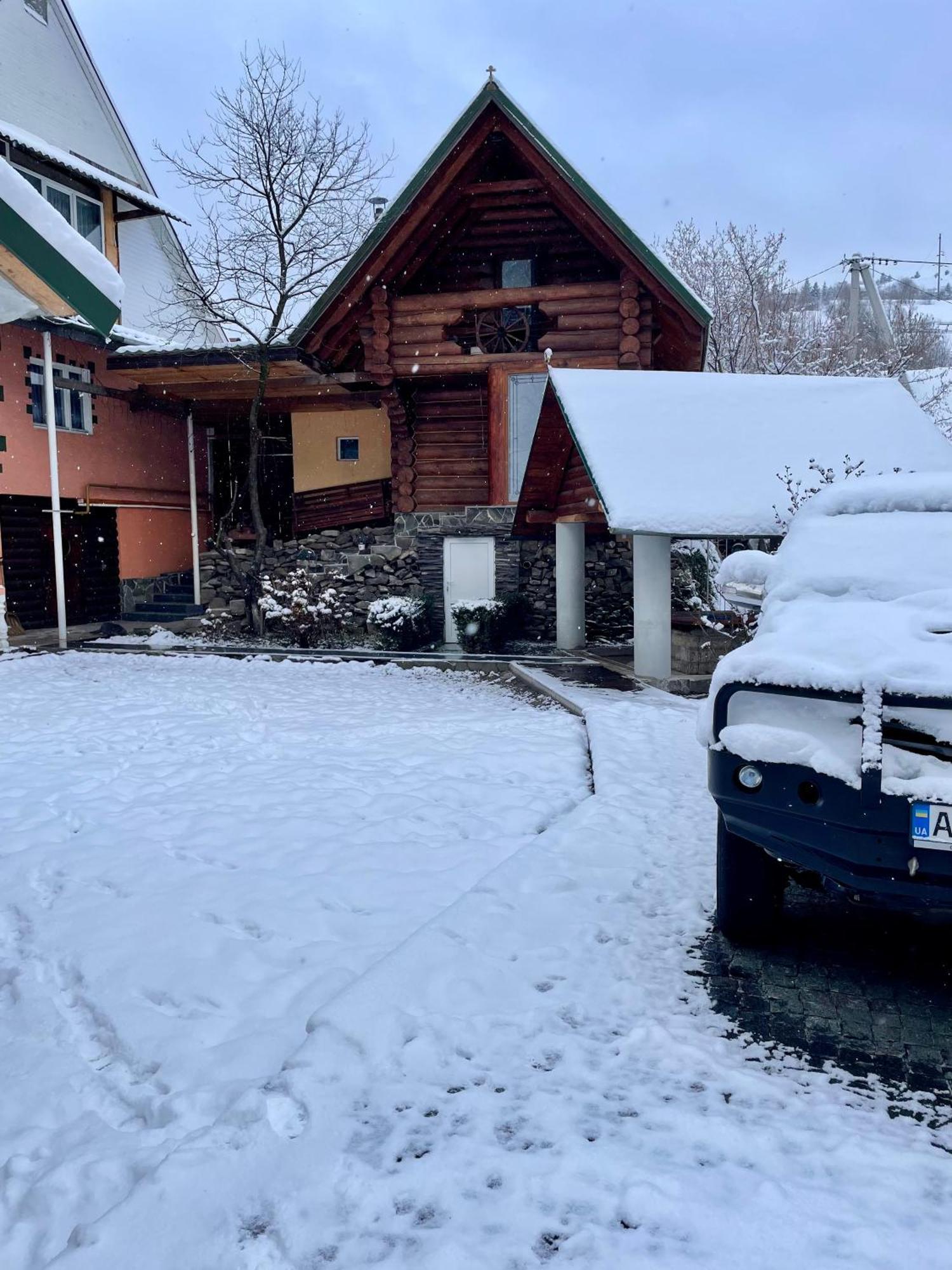 Садиба Between Mountains Mizhhirya  Exterior photo